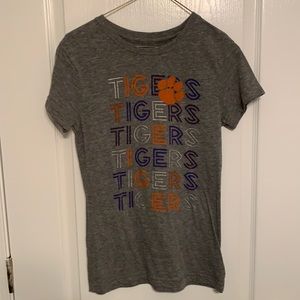 Girl’s Clemson “Tigers” T-shirt Size XL (14-16)